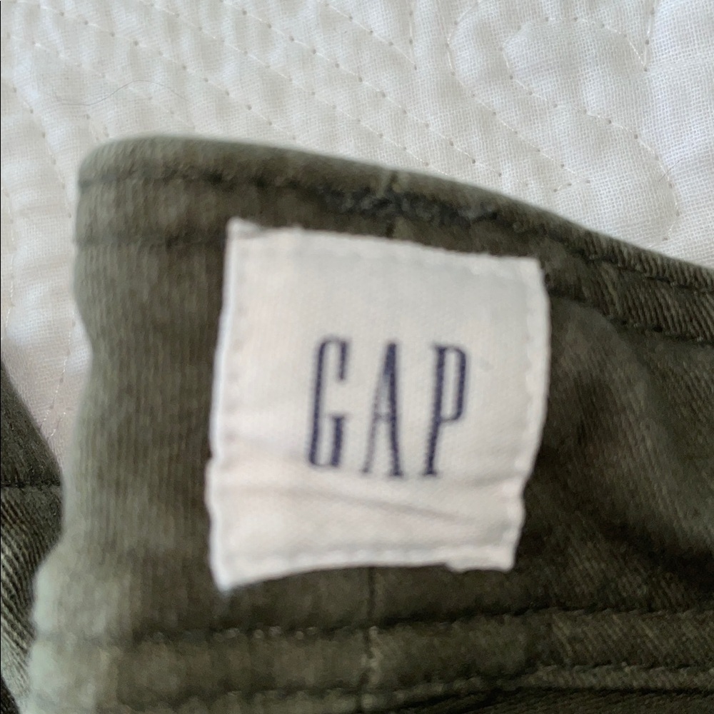 GAP Womens Army‎ Green Skinny Ankle Mid Rise Zip Pockets Cargo Jeans Size 6 - Picture 2 of 12